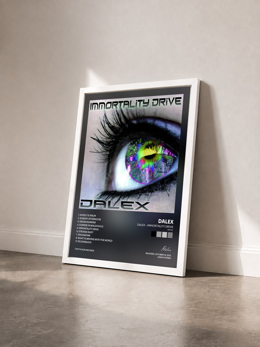 #blanc Dalex - Immortality Drive (MP3 EP) von Dalex als gerahmter Kunstdruck von schräg gesehen, weißer Rahmen