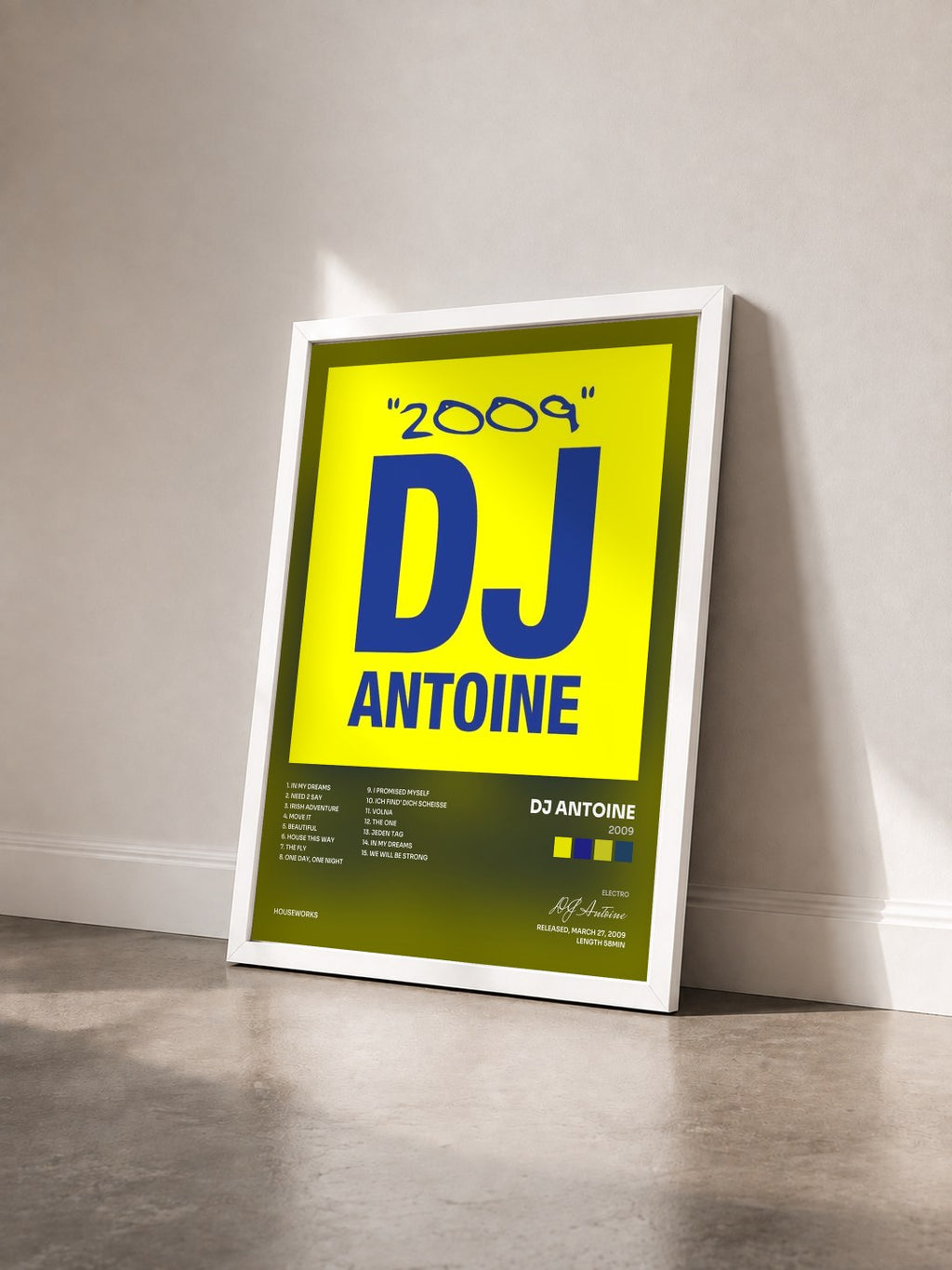 #blanc Tableau de l'album 2009 de DJ Antoine vu de trois quarts, cadre blanc