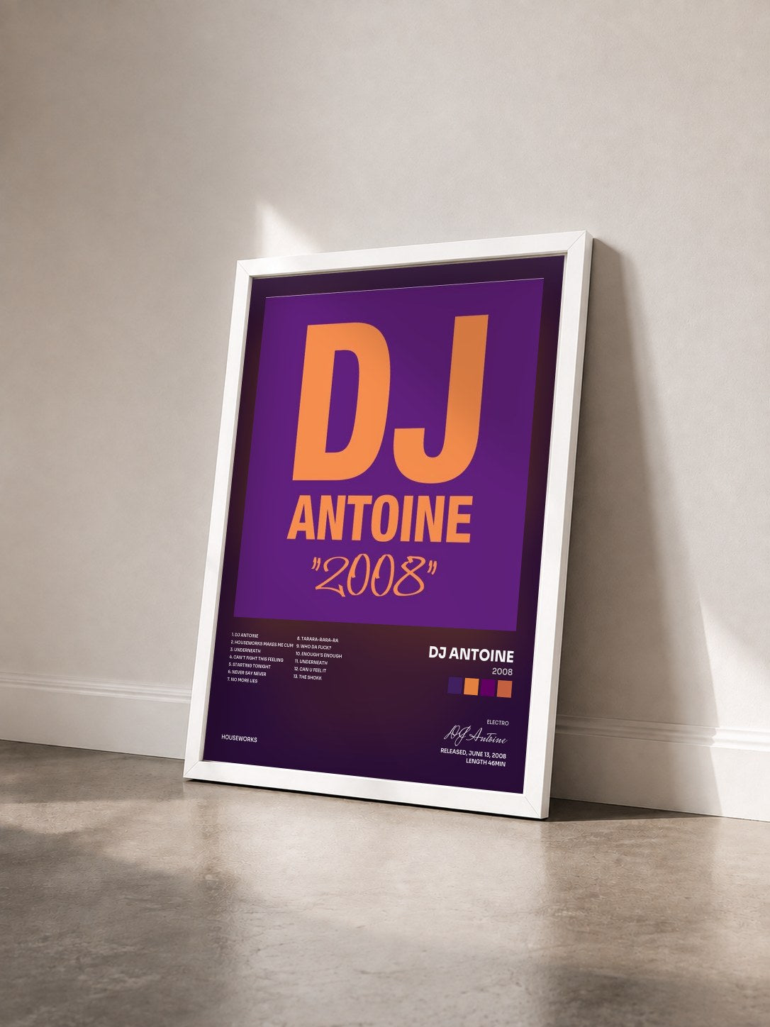 #blanc Tableau de l'album 2008 de DJ Antoine vu de trois quarts, cadre blanc