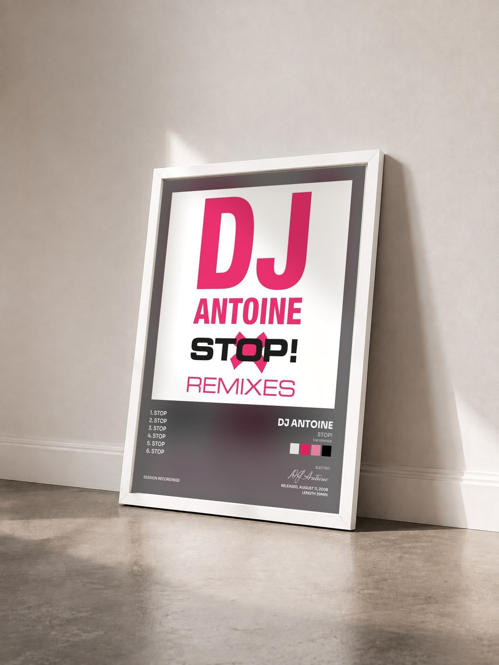 #blanc Tableau de l'album Stop! (The Remixes) de DJ Antoine vu de trois quarts, cadre blanc