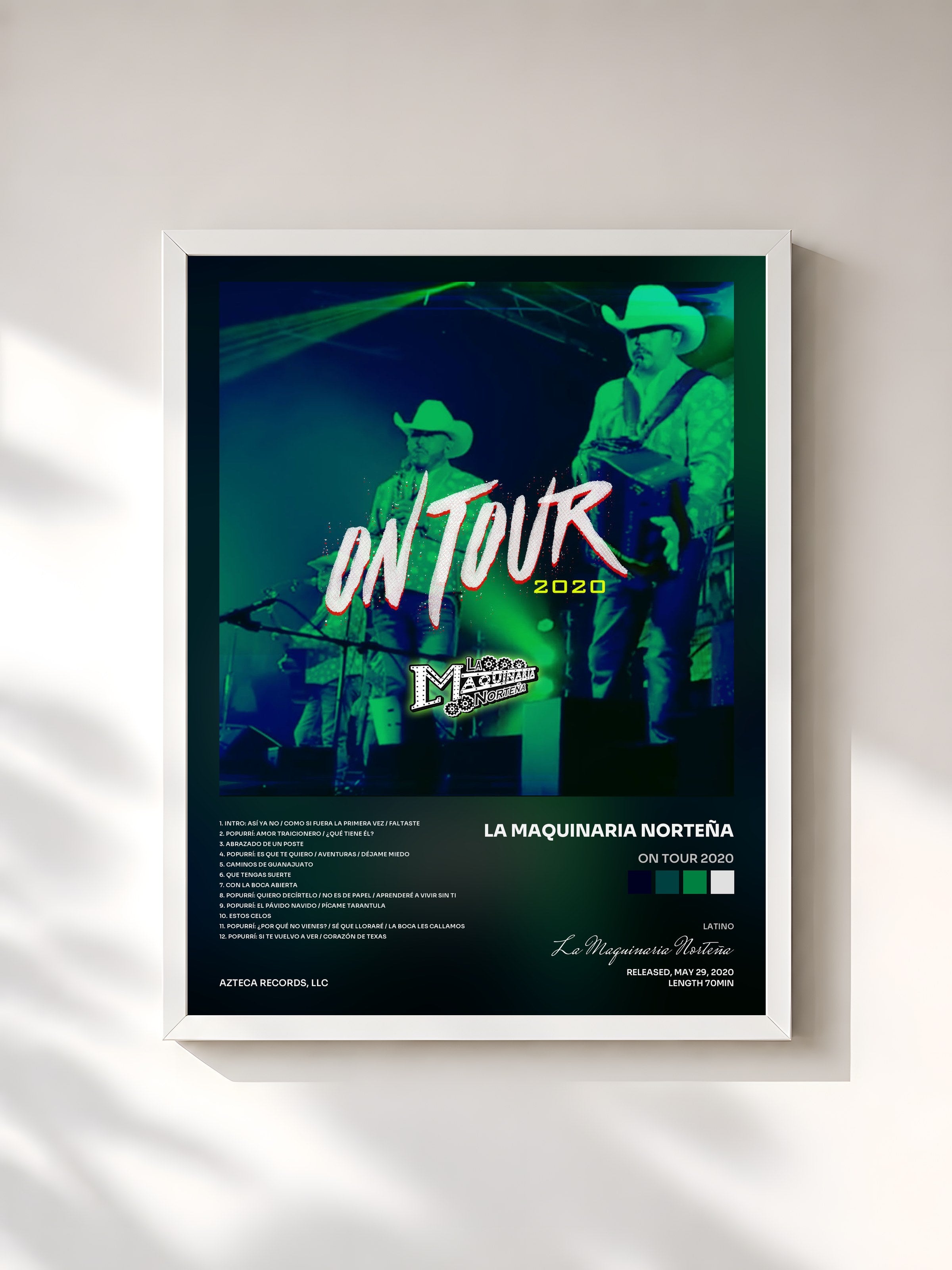 #blanc Tableau de l'album On Tour 2020 de La Maquinaria Norteña, cadre blanc, imprimé et encadré en France
