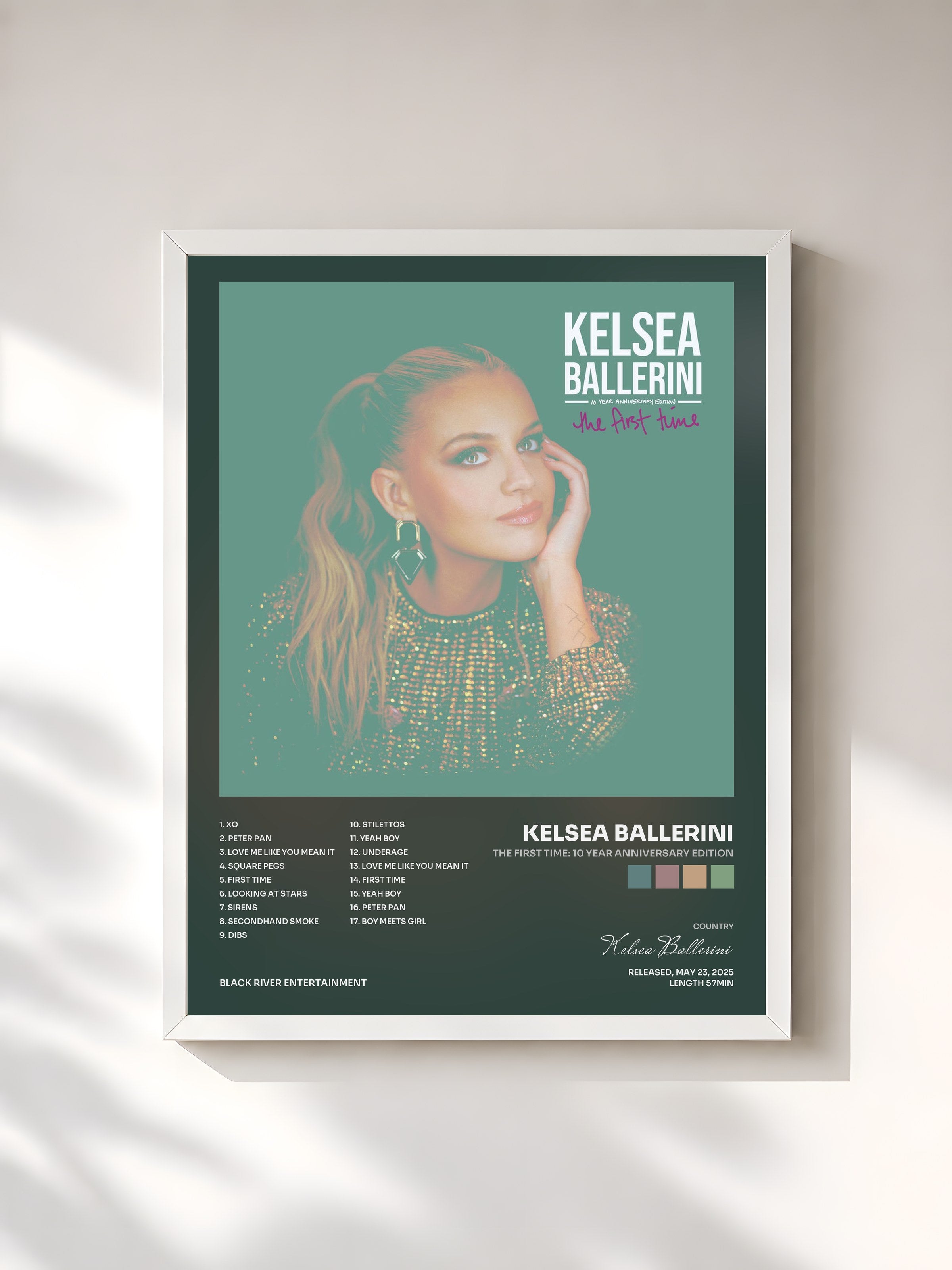 #blanc Tableau de l'album The First Time: 10 Year Anniversary Edition de Kelsea Ballerini, cadre blanc, imprimé et encadré en France