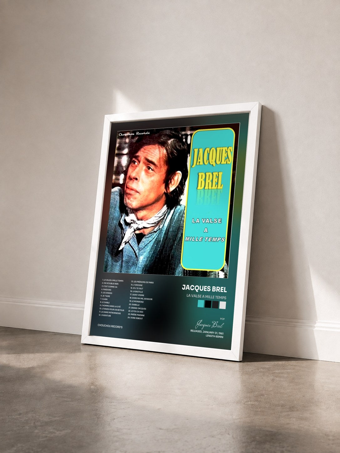 #blanc Tableau de l'album La Valse a Mille Temps de Jacques Brel vu de trois quarts, cadre blanc