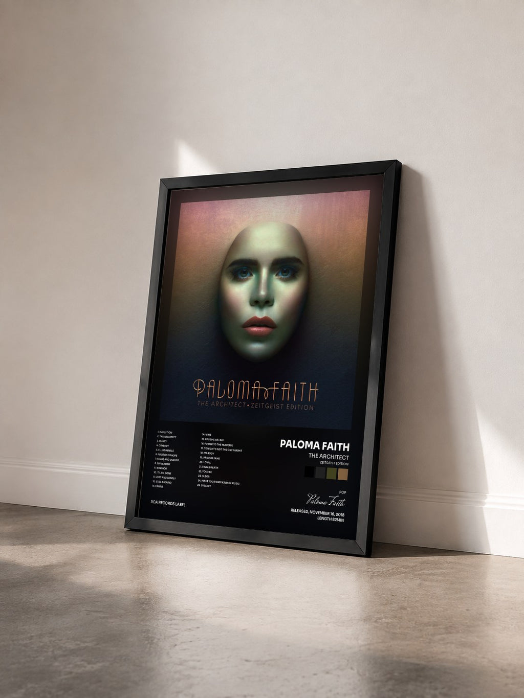 #noir Tableau de l'album The Architect (Zeitgeist Edition) de Paloma Faith vu de trois quarts, cadre noir