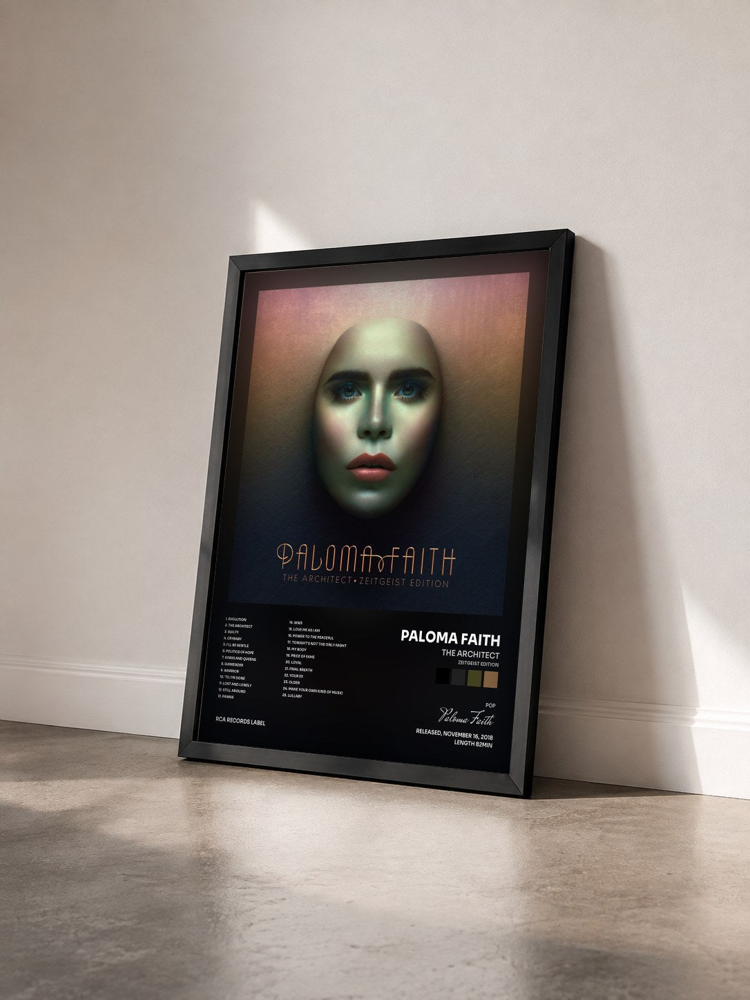#noir Tableau de l'album The Architect (Zeitgeist Edition) de Paloma Faith vu de trois quarts, cadre noir