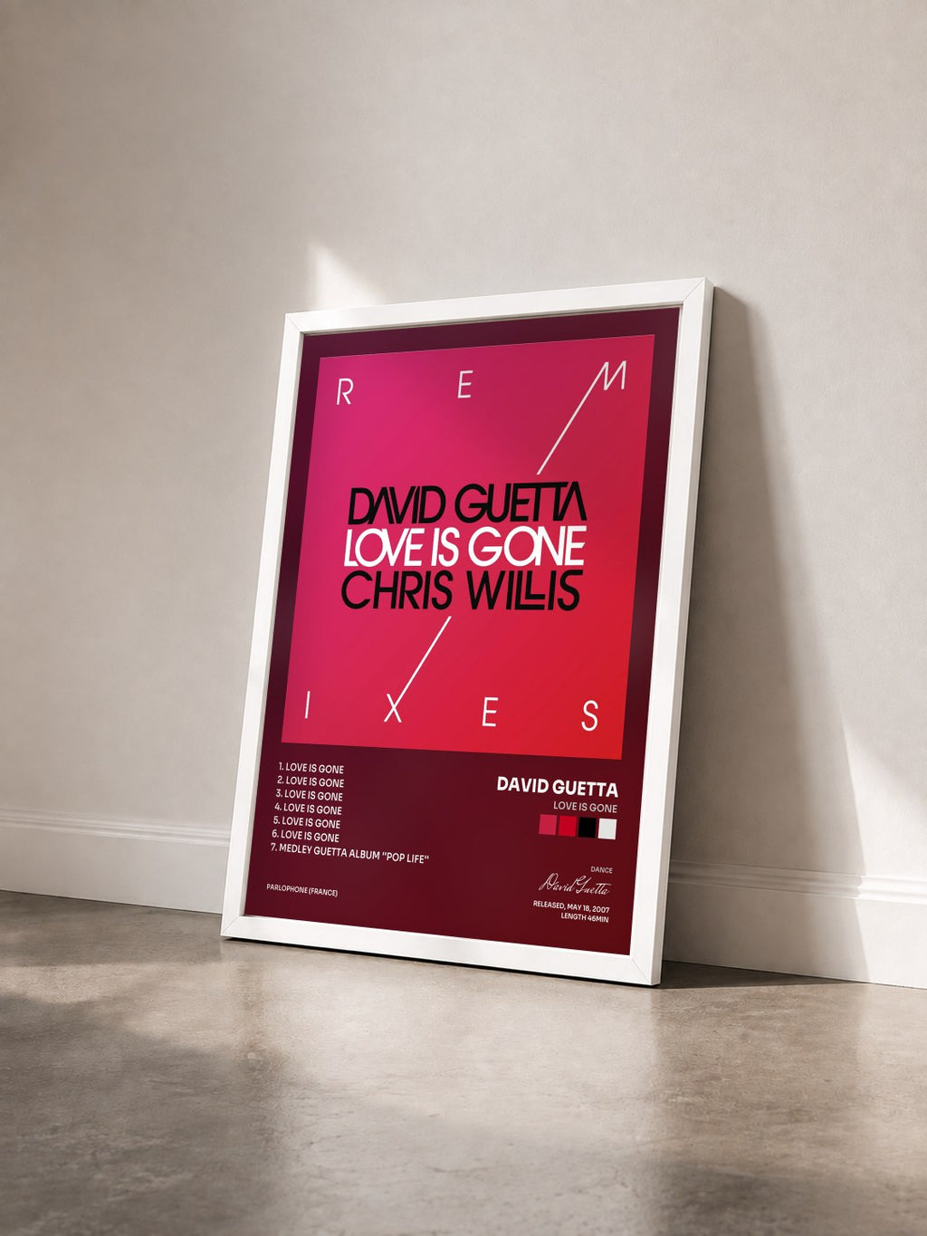 #blanc Tableau de l'album Love Is Gone de David Guetta vu de trois quarts, cadre blanc