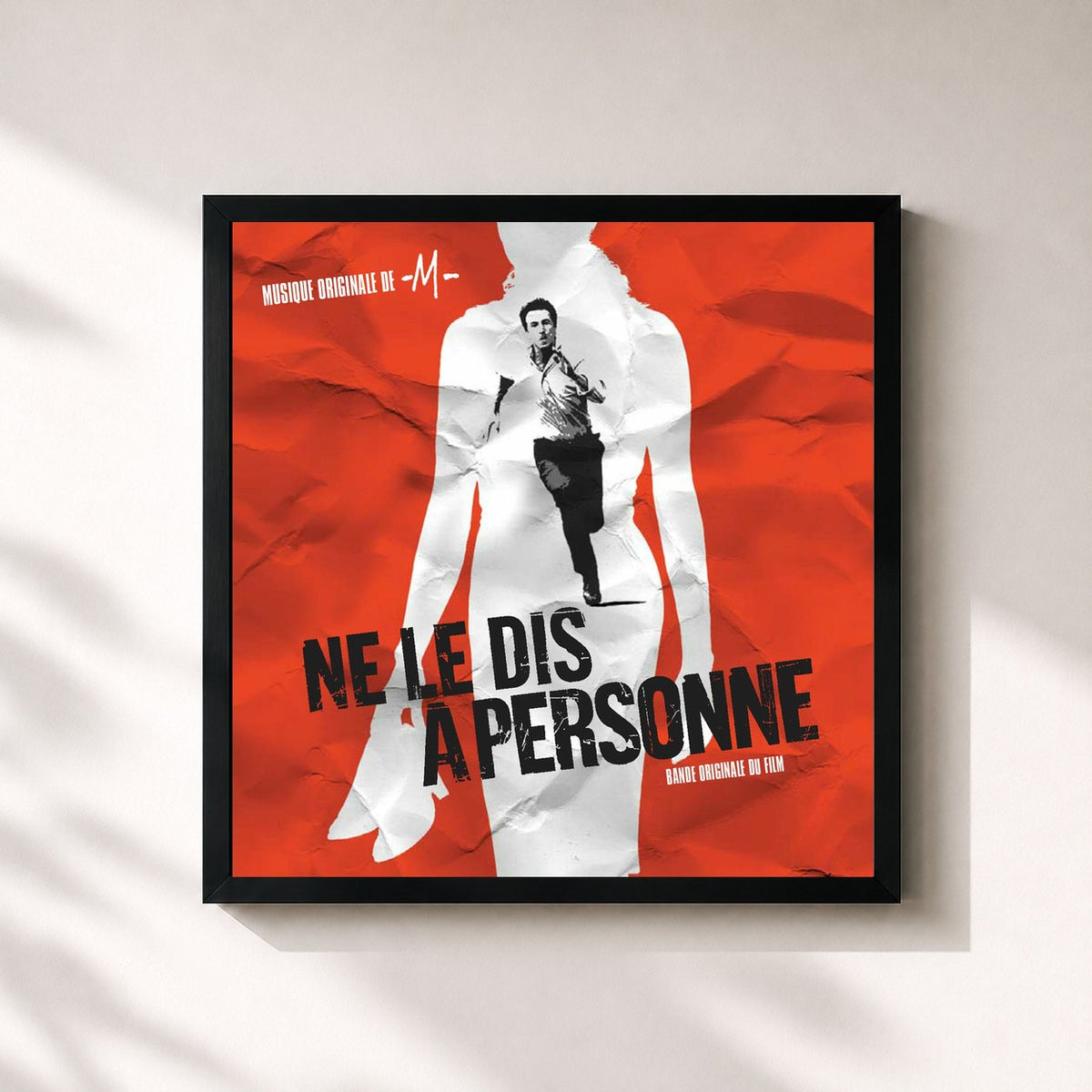 #noir Tableau carré de l'album Ne le dis à personne (Bande originale du film) de -M-, cadre noir 32x32 cm