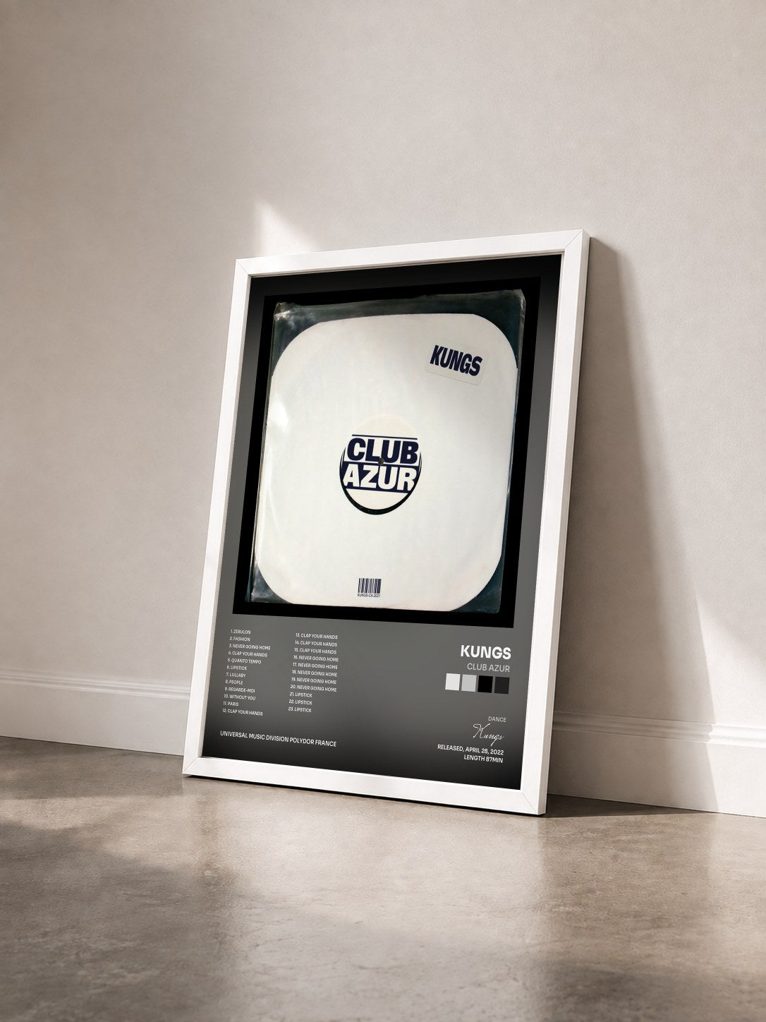 #blanc Tableau de l'album Club Azur de Kungs vu de trois quarts, cadre blanc