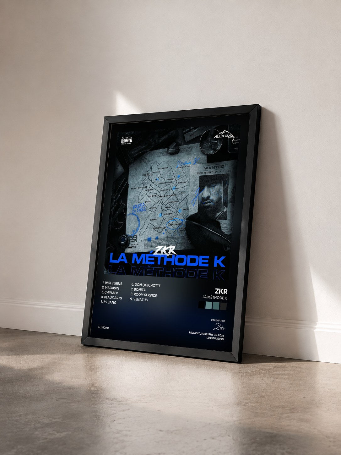 #noir Tableau de l'album La Méthode K de Zkr vu de trois quarts, cadre noir