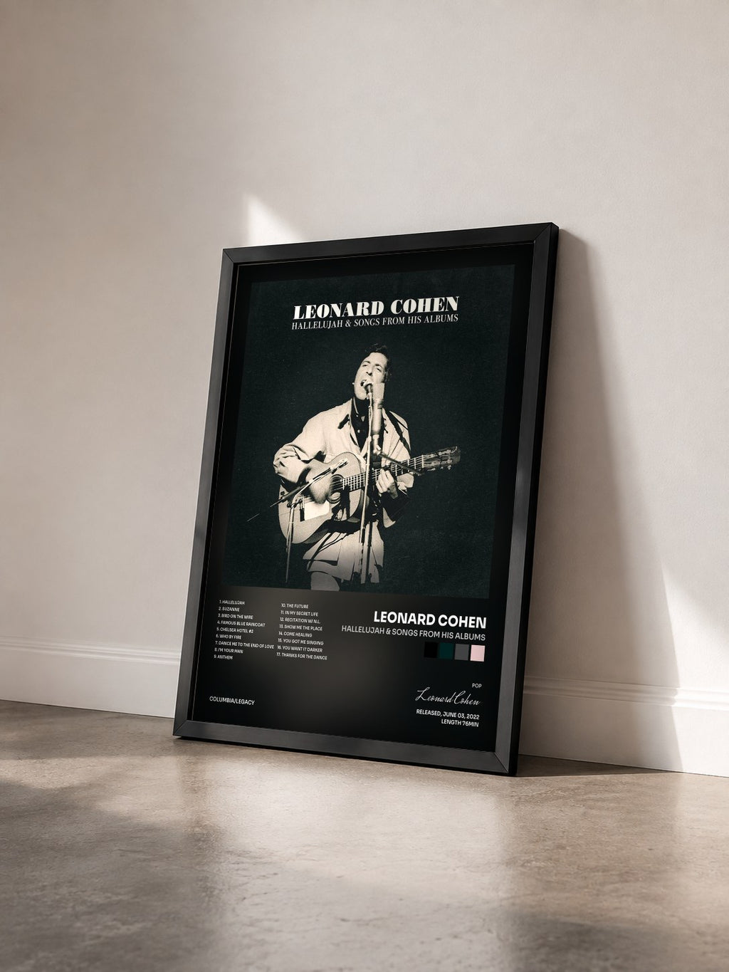 #noir Tableau de l'album Hallelujah & Songs from His Albums de Leonard Cohen vu de trois quarts, cadre noir