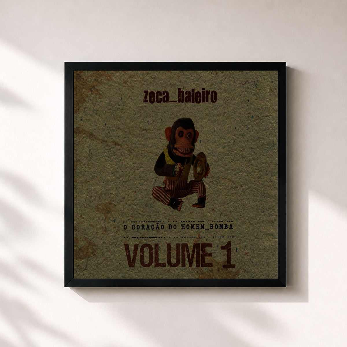 #noir Tableau carré de l'album O Coração Do Homem-Bomba Vol. 1 de Zeca Baleiro, cadre noir 32x32 cm