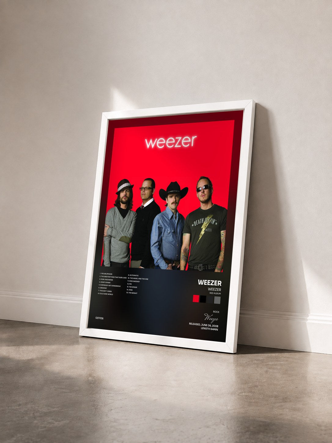 #blanc Tableau de l'album Weezer (Red Album) de Weezer vu de trois quarts, cadre blanc