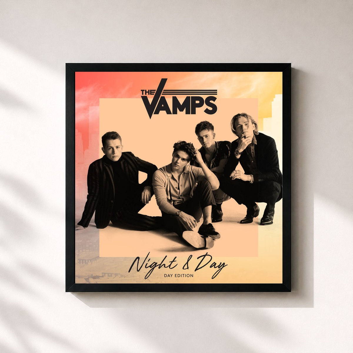 #noir Tableau carré de l'album Night & Day (Day Edition) de The Vamps, cadre noir 32x32 cm