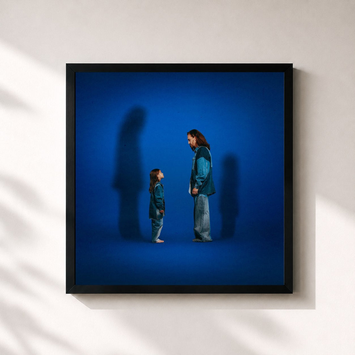 #noir Tableau carré de l'album As Pequenas Grandes Coisas de Vitor Kley, cadre noir 32x32 cm