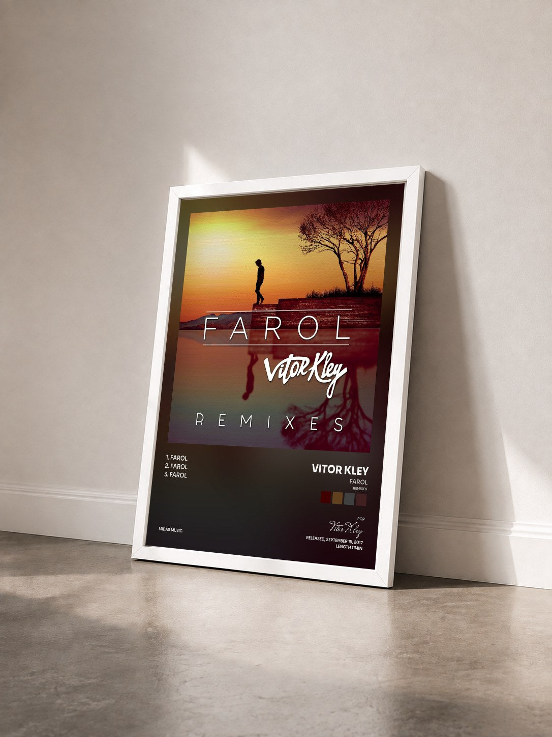 #blanc Tableau de l'album Farol (Remixes) de Vitor Kley vu de trois quarts, cadre blanc
