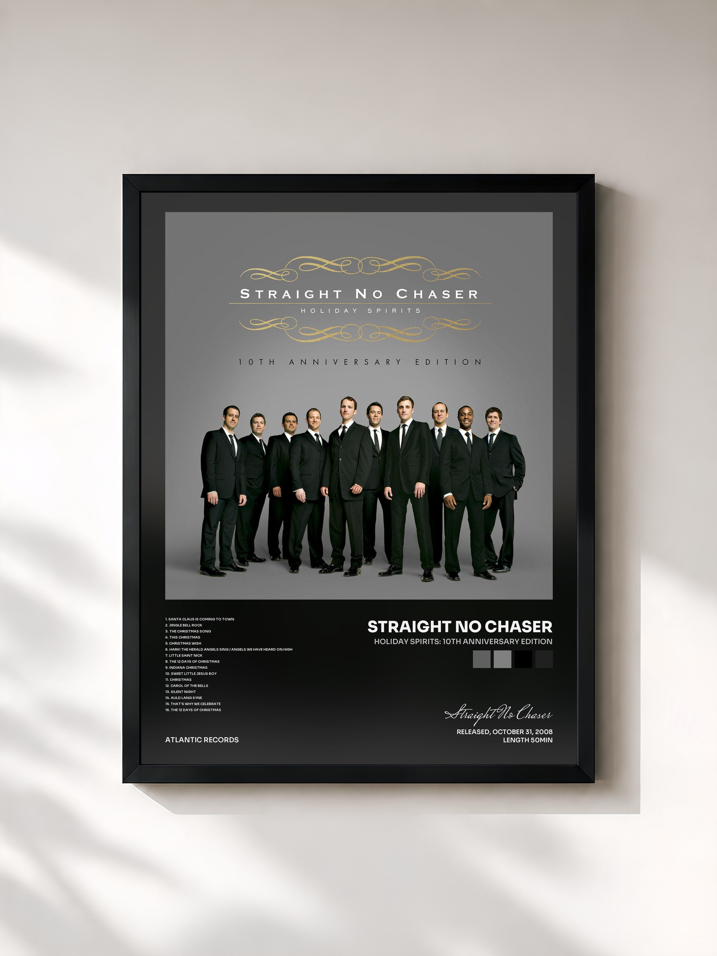 #noir Tableau de l'album Holiday Spirits: 10th Anniversary Edition de Straight No Chaser, cadre noir, imprimé et encadré en France