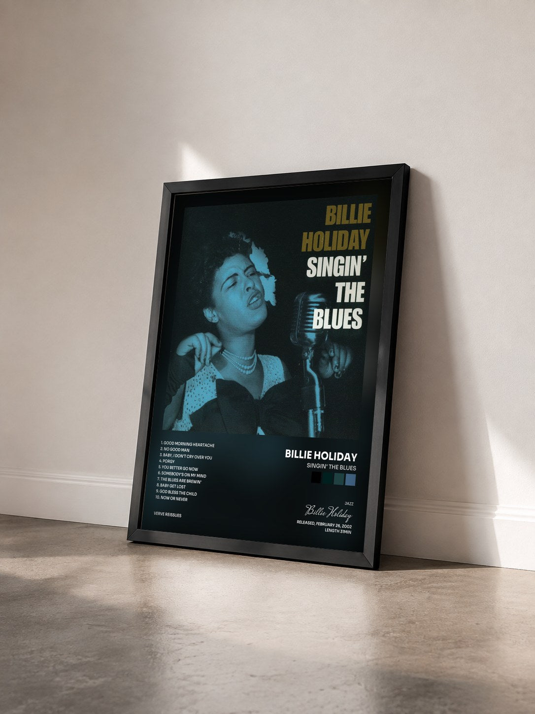#noir Tableau de l'album Singin' The Blues de Billie Holiday vu de trois quarts, cadre noir