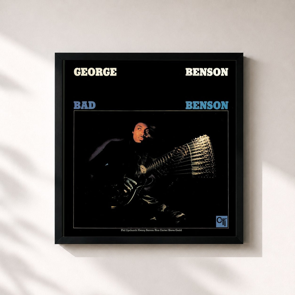 #noir Tableau carré de l'album Bad Benson de George Benson, cadre noir 32x32 cm