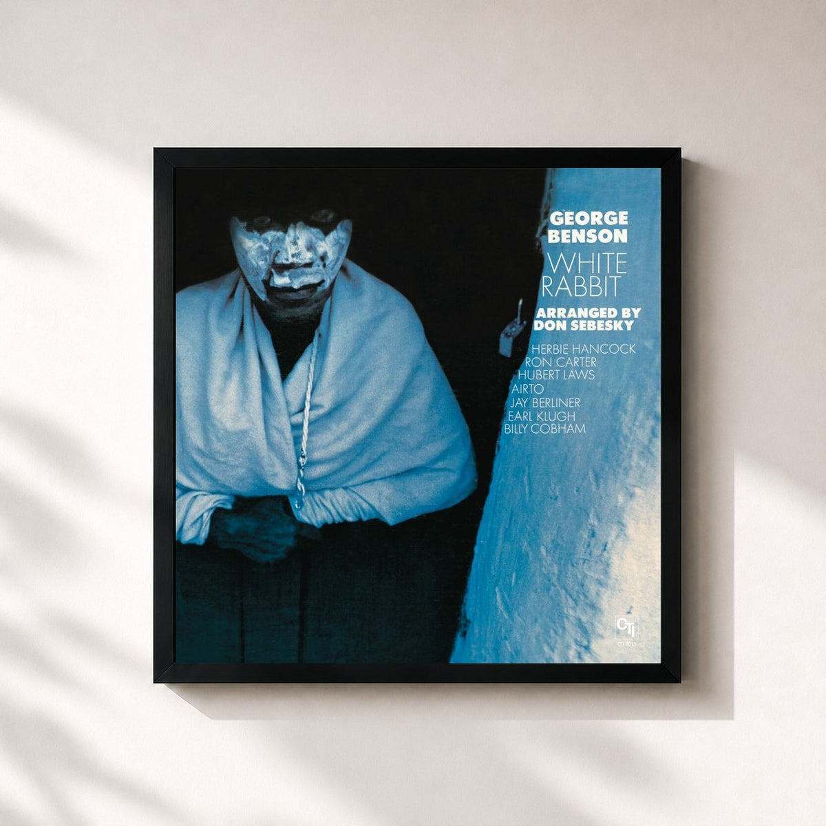 #noir Tableau carré de l'album White Rabbit (CTI Records 40th Anniversary Edition) de George Benson, cadre noir 32x32 cm
