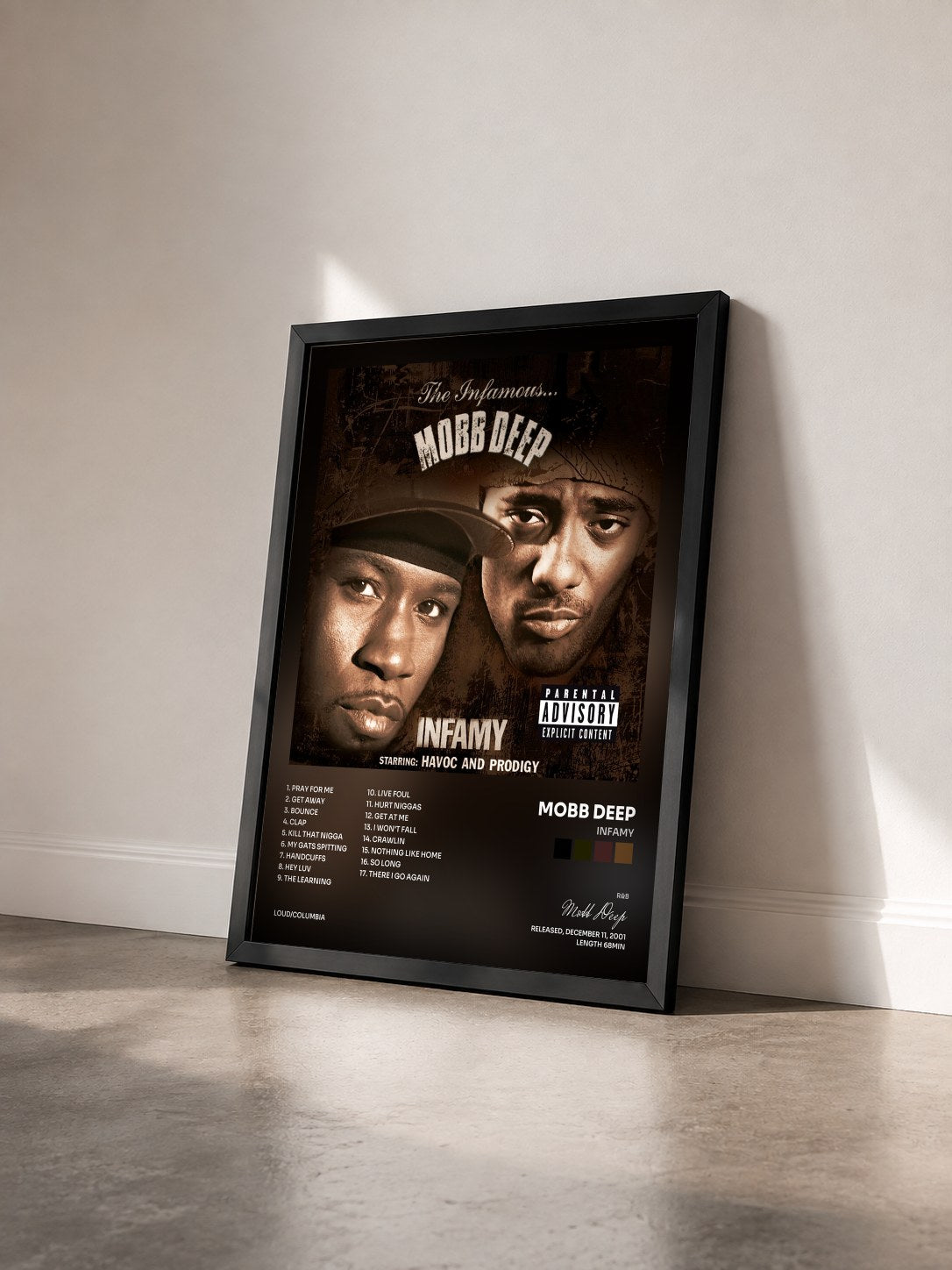 #noir Tableau de l'album Infamy de Mobb Deep vu de trois quarts, cadre noir
