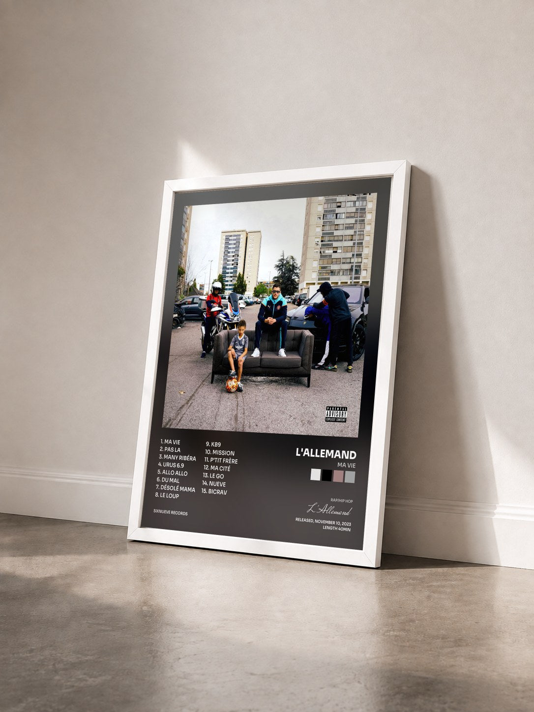 #blanc Tableau de l'album Ma Vie de L'Allemand vu de trois quarts, cadre blanc