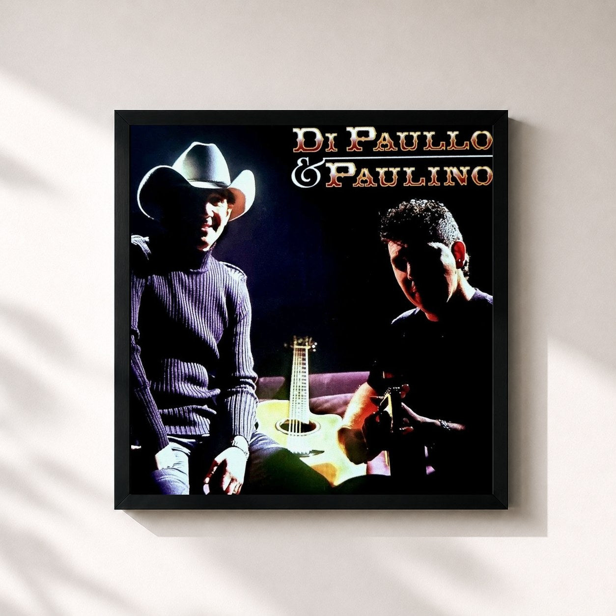 #noir Tableau carré de l'album O Coração Chora de Di Paullo & Paulino, cadre noir 32x32 cm