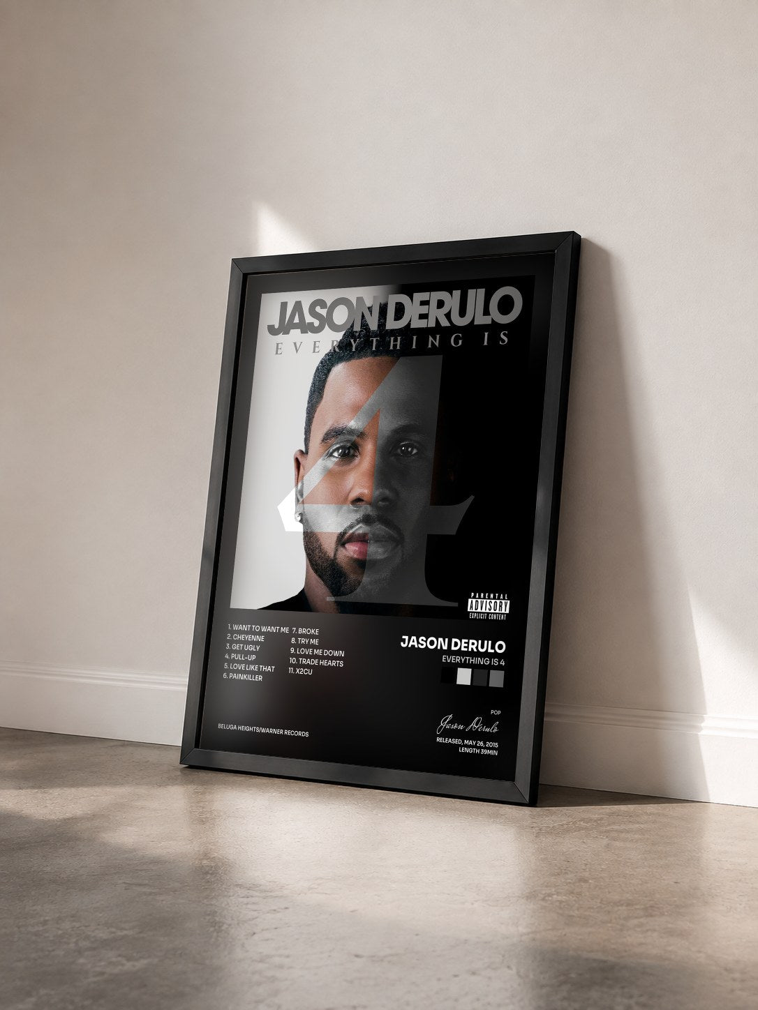 #noir Tableau de l'album Everything Is 4 de Jason Derulo vu de trois quarts, cadre noir