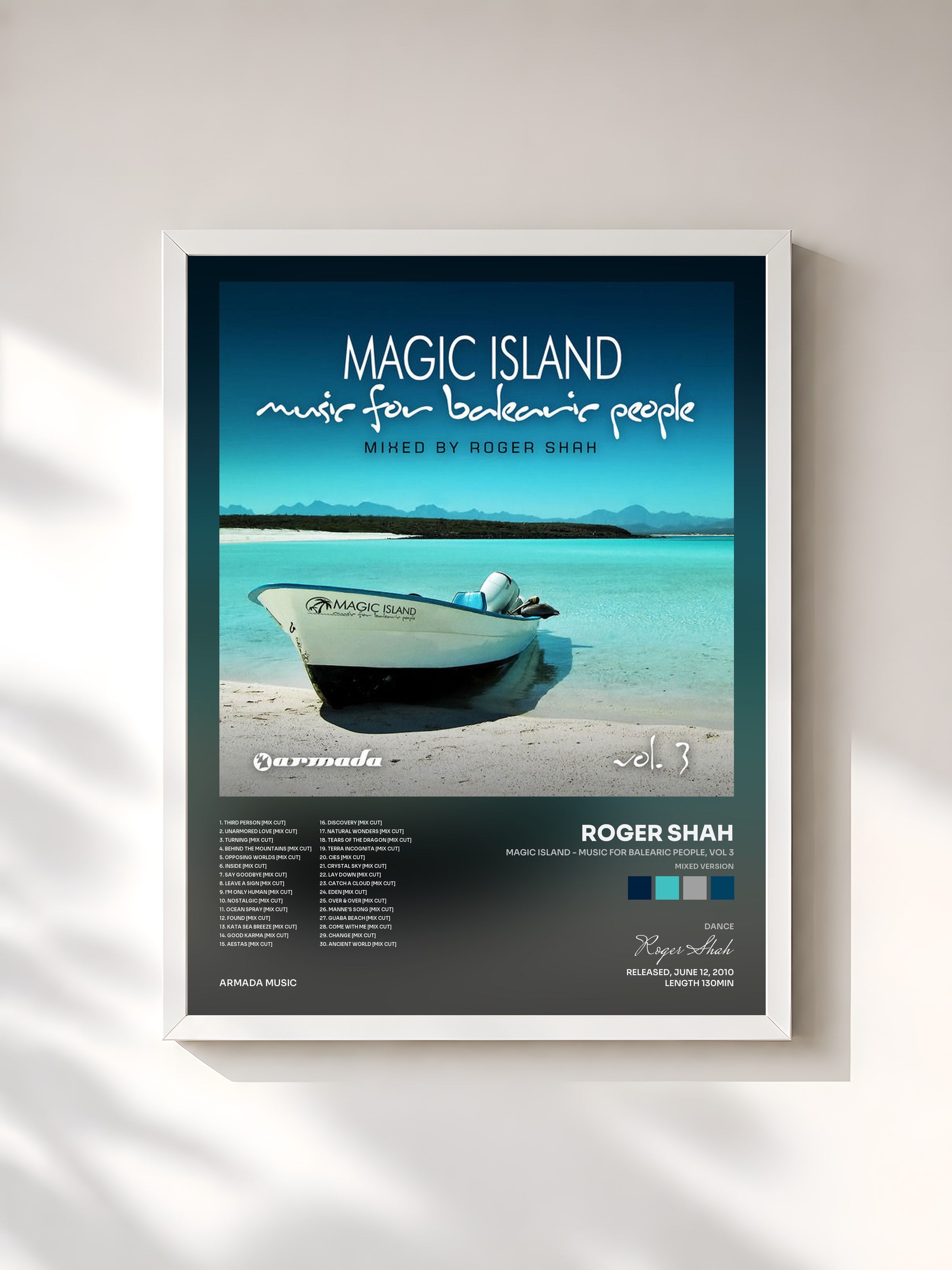 #blanc Tableau de l'album Magic Island - Music For Balearic People, Vol 3 (Mixed Version) de Roger Shah, cadre blanc, imprimé et encadré en France