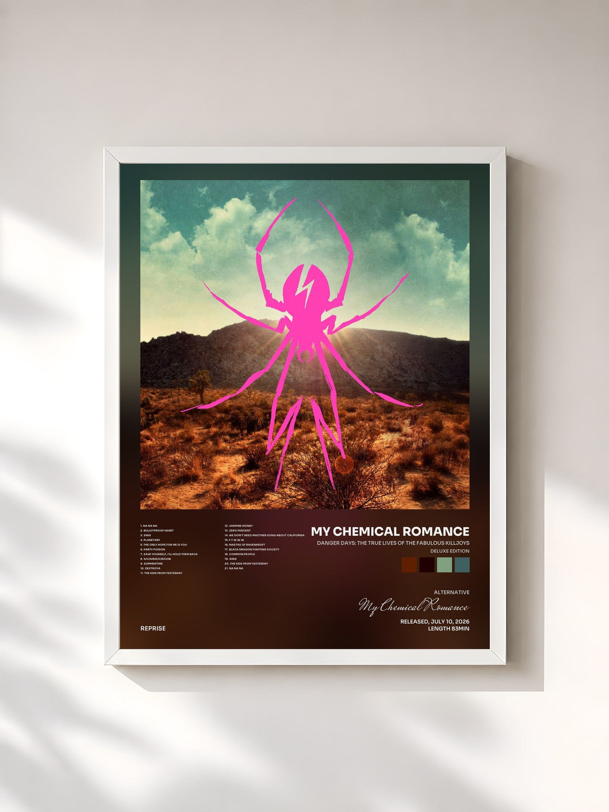 #blanc Tableau de l'album Danger Days: The True Lives of the Fabulous Killjoys (Deluxe Edition) de My Chemical Romance, cadre blanc, imprimé et encadré en France