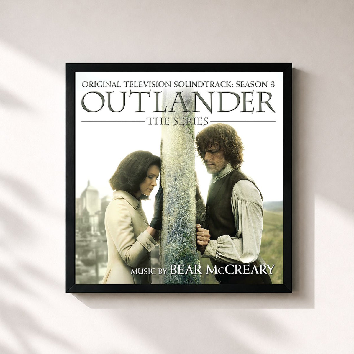 #noir Tableau carré de l'album Outlander: Season 3 (Original Television Soundtrack) de Bear McCreary, cadre noir 32x32 cm