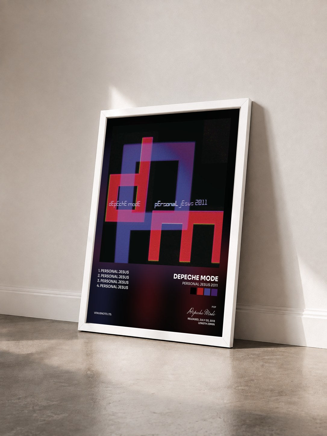 #blanc Personal Jesus 2011 von Depeche Mode als gerahmter Kunstdruck von schräg gesehen, weißer Rahmen