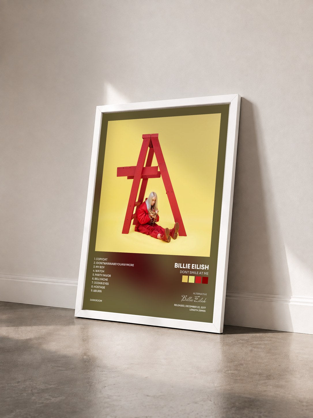 #blanc dont smile at me di Billie Eilish in stampa incorniciata vista di tre quarti, cornice bianca