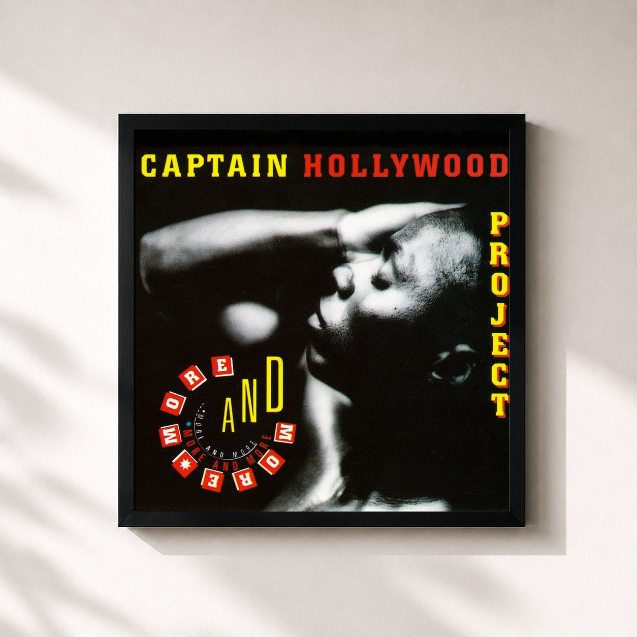 #noir Tableau carré de l'album More And More de Captain Hollywood Project, cadre noir 32x32 cm