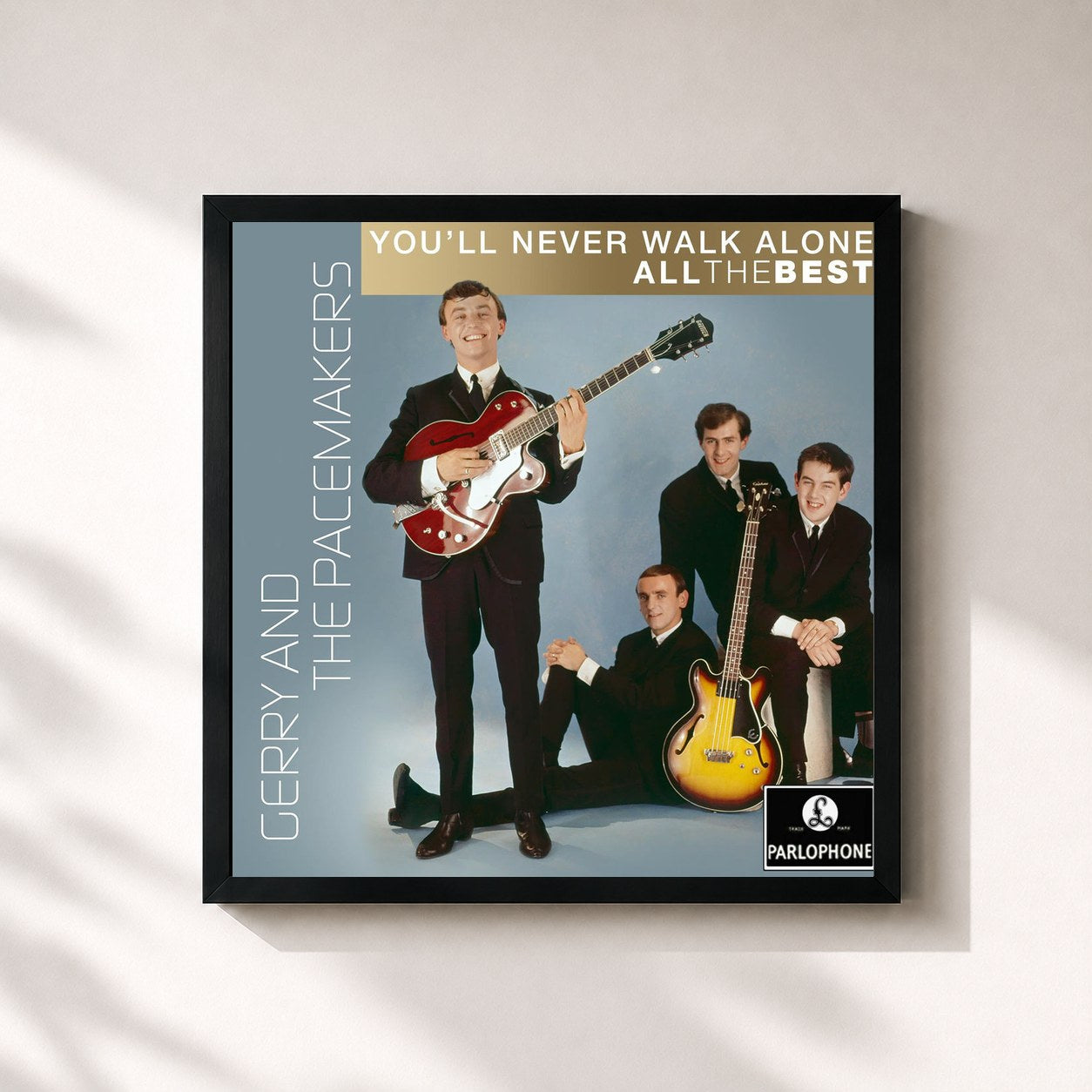 #noir Tableau carré de l'album You'll Never Walk Alone: All the Best de Gerry & The Pacemakers, cadre noir 32x32 cm