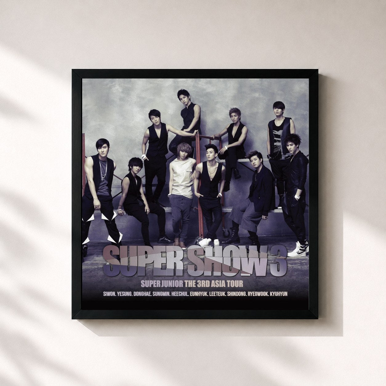 #noir Tableau carré de l'album Super Show 3 - The 3rd Asia Tour Concert Album de SUPER JUNIOR, cadre noir 32x32 cm