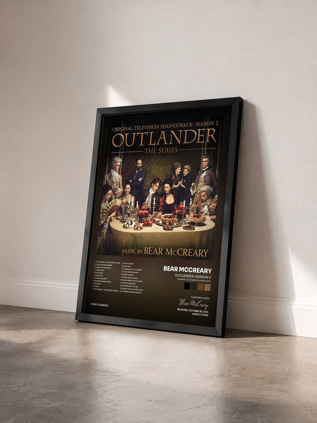 #noir Tableau de l'album Outlander: Season 2 (Original Television Soundtrack) de Bear McCreary vu de trois quarts, cadre noir