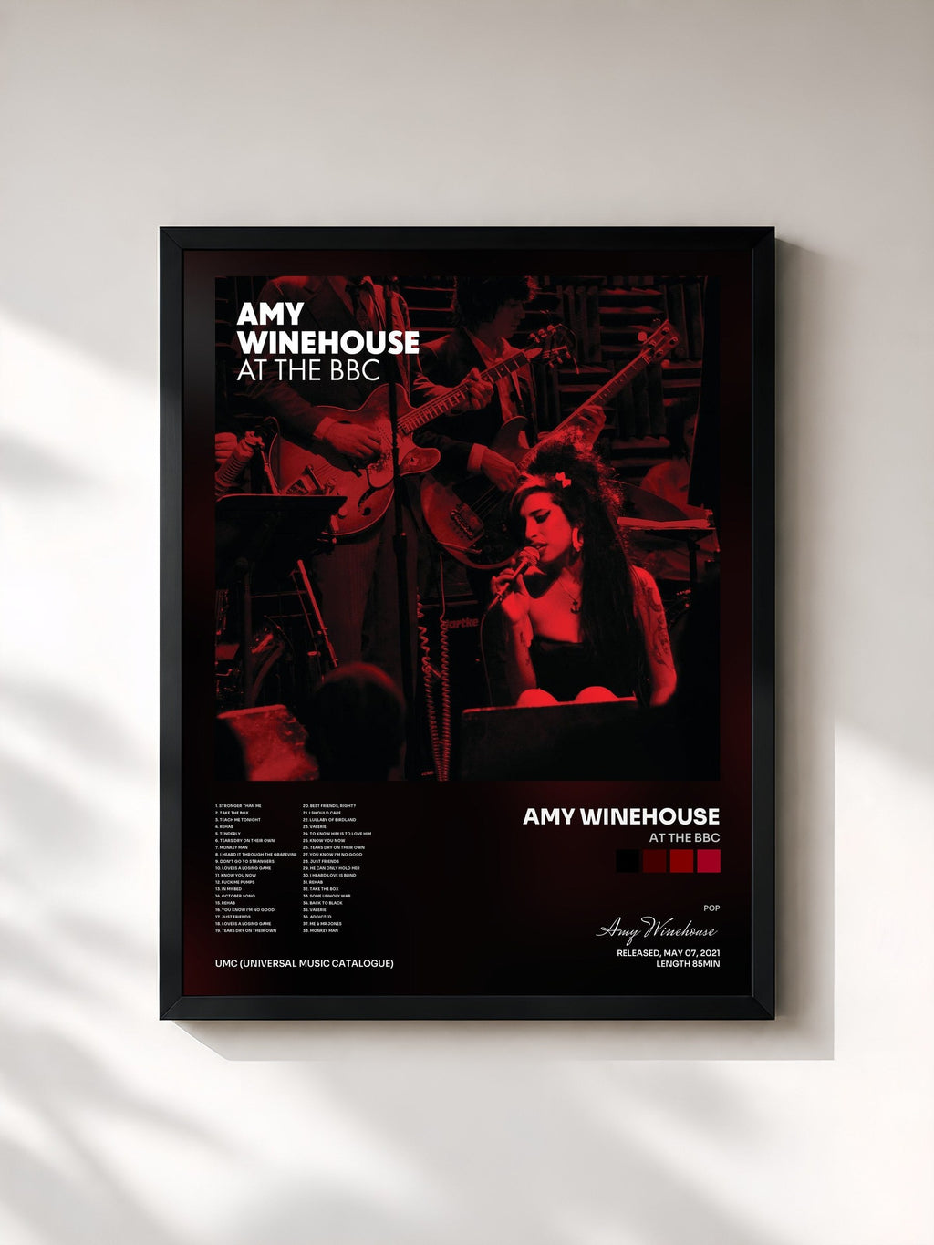 #noir Tableau de l'album At The BBC de Amy Winehouse, cadre noir, imprimé et encadré en France