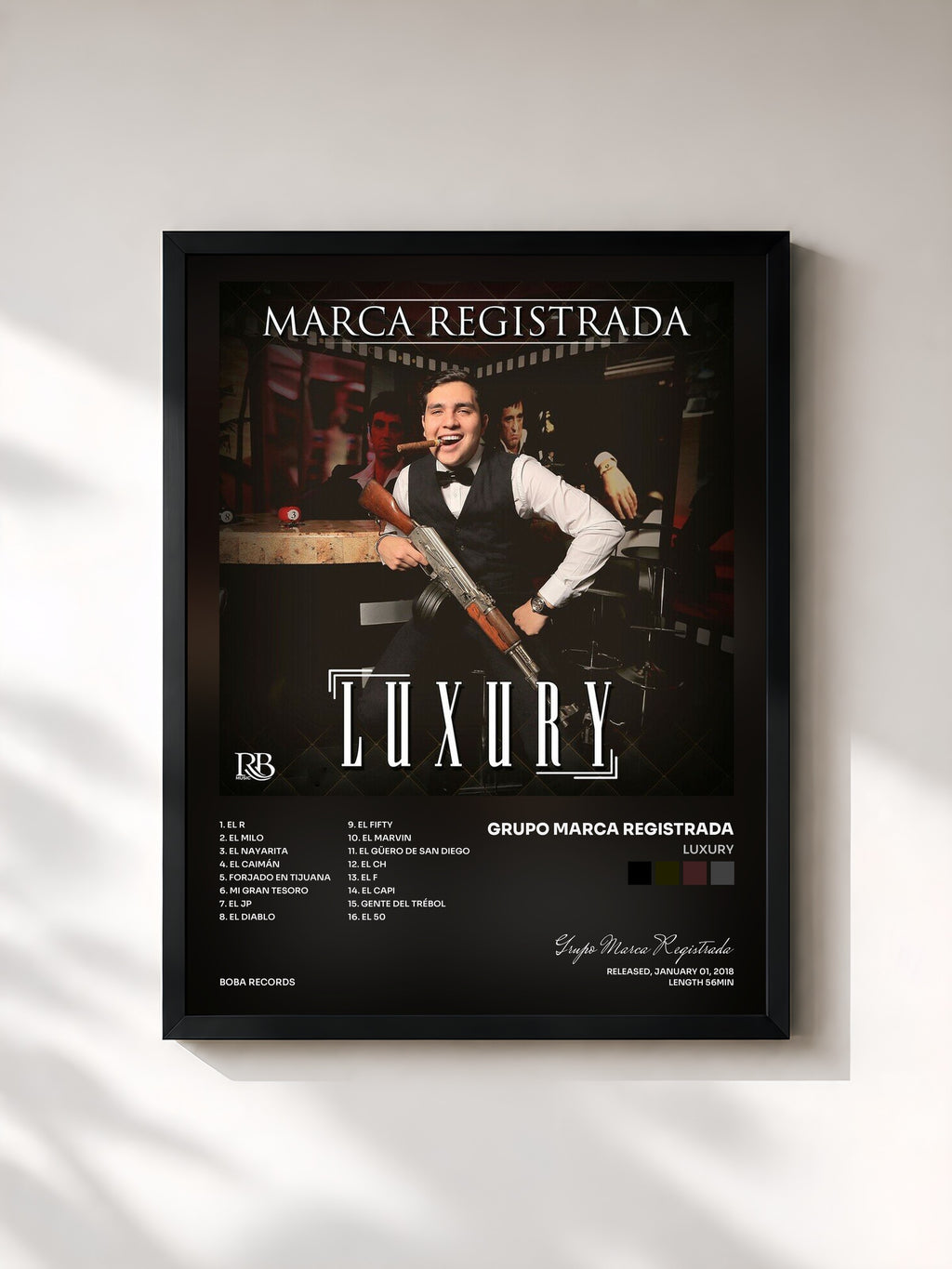 #noir Tableau de l'album Luxury de Grupo Marca Registrada, cadre noir, imprimé et encadré en France