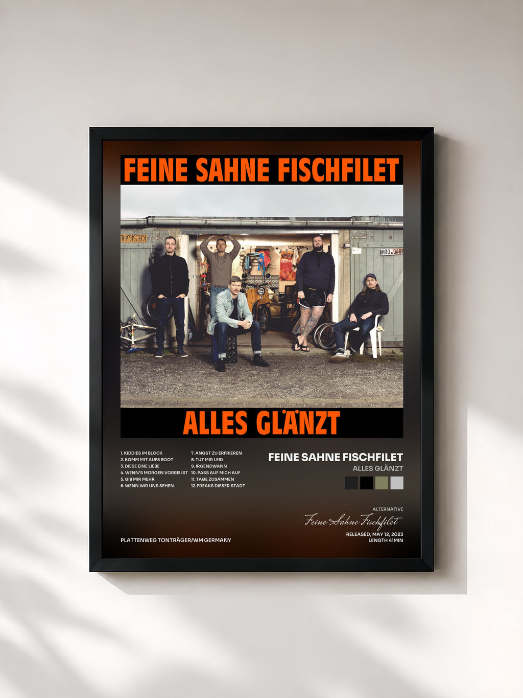 #noir Tableau de l'album Alles glänzt de Feine Sahne Fischfilet, cadre noir, imprimé et encadré en France