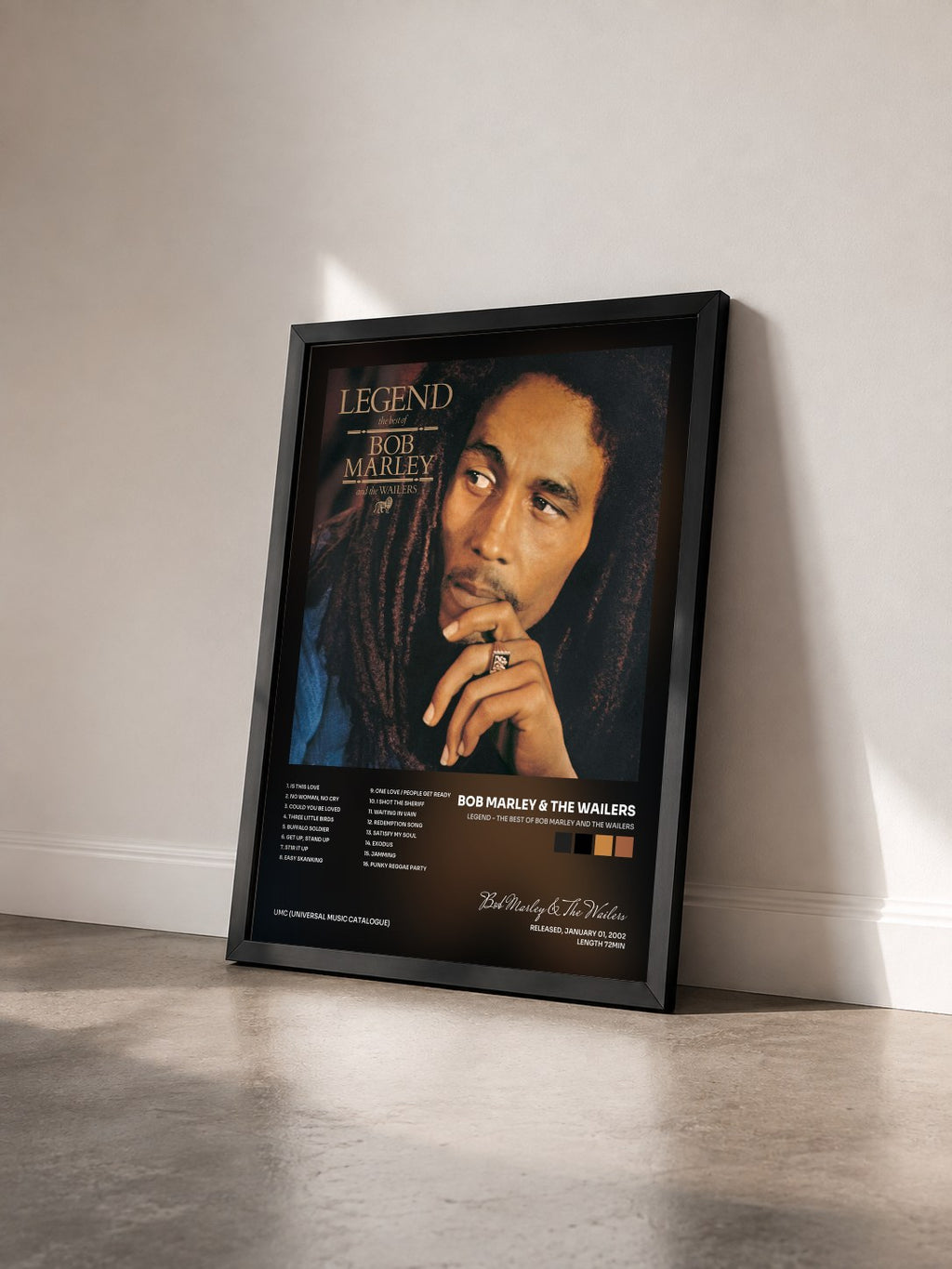 #noir Tableau de l'album Legend - The Best Of Bob Marley And The Wailers de Bob Marley & The Wailers vu de trois quarts, cadre noir