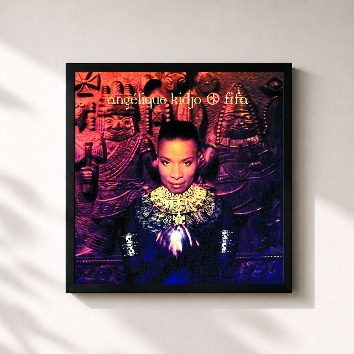 #noir Tableau carré de l'album Fifa de Angelique Kidjo, cadre noir 32x32 cm