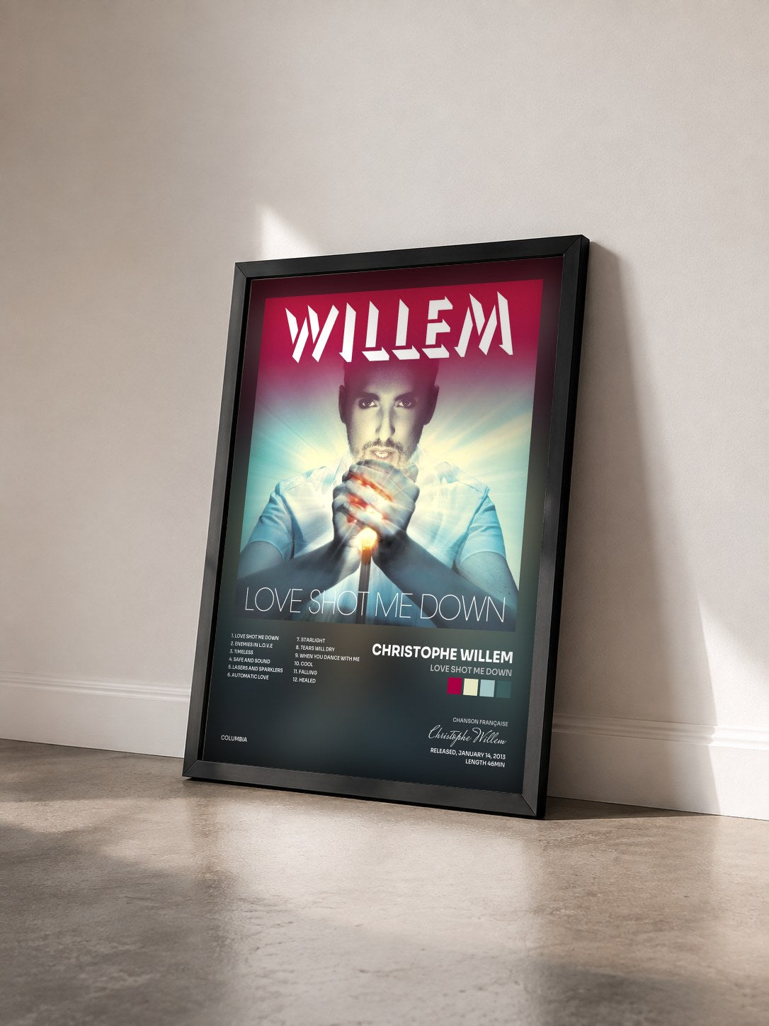 #noir Tableau de l'album Love Shot Me Down de Christophe Willem vu de trois quarts, cadre noir