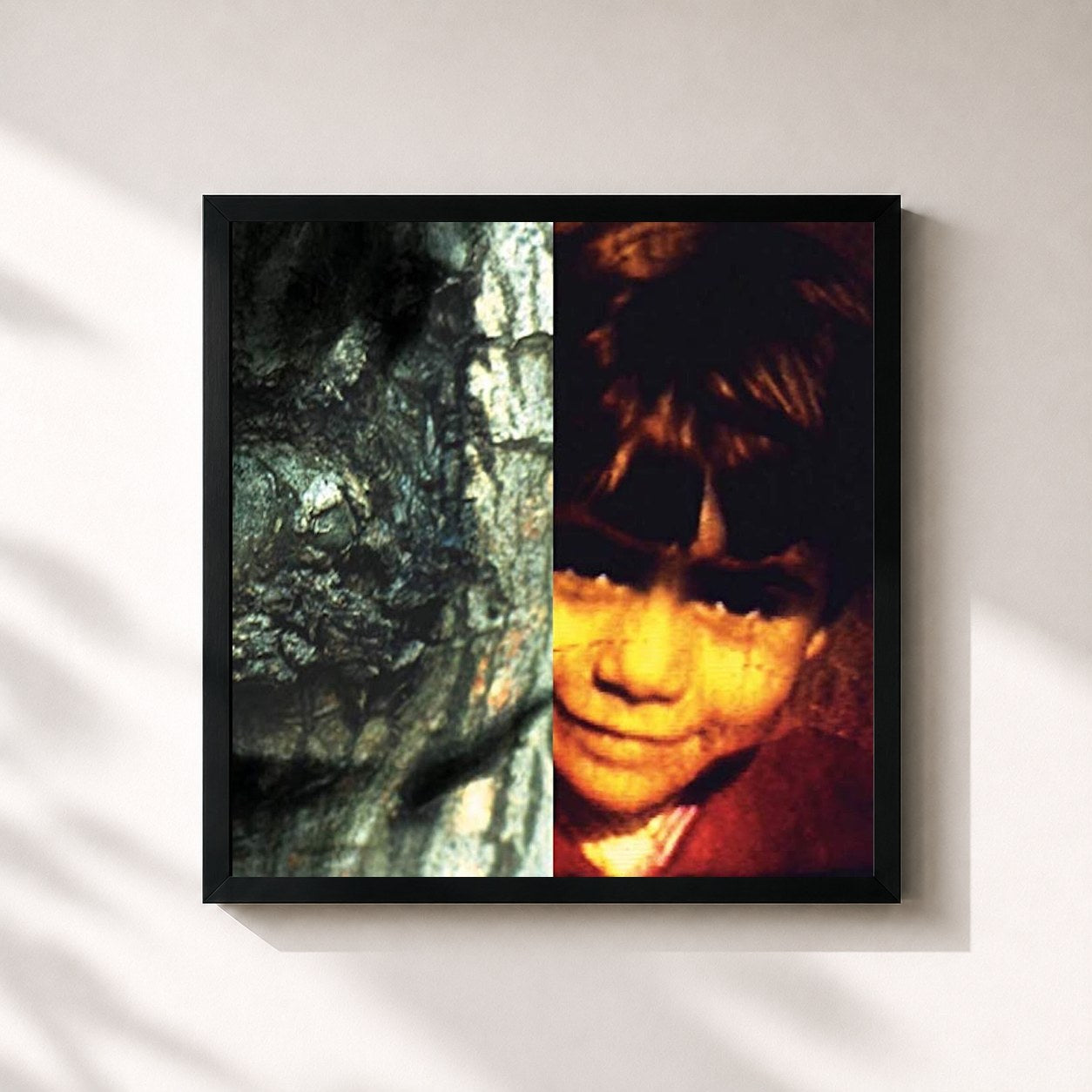 #noir Tableau carré de l'album The Waltz of the Monsters - Cascade Street de Yann Tiersen, cadre noir 32x32 cm