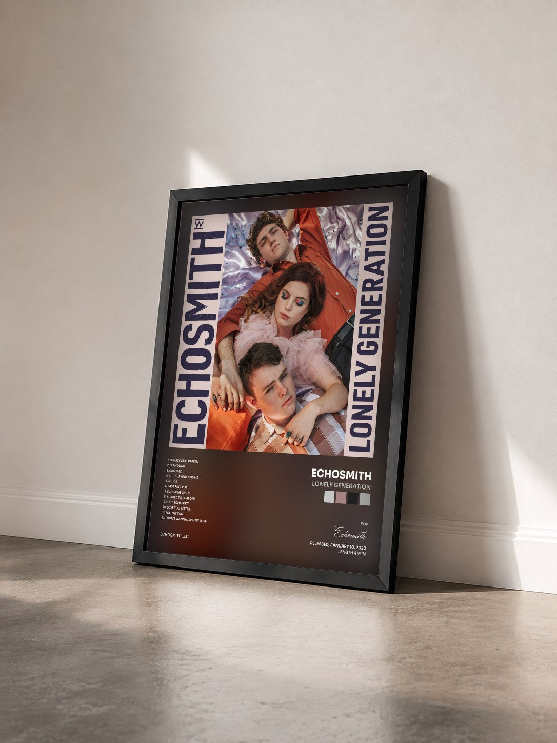 #noir Tableau de l'album Lonely Generation de Echosmith vu de trois quarts, cadre noir