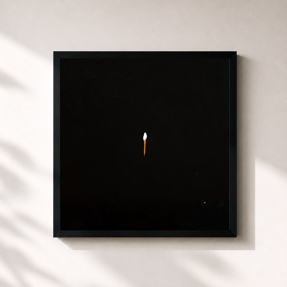 #noir Tableau carré de l'album Chapter 1 de Sault, cadre noir 32x32 cm