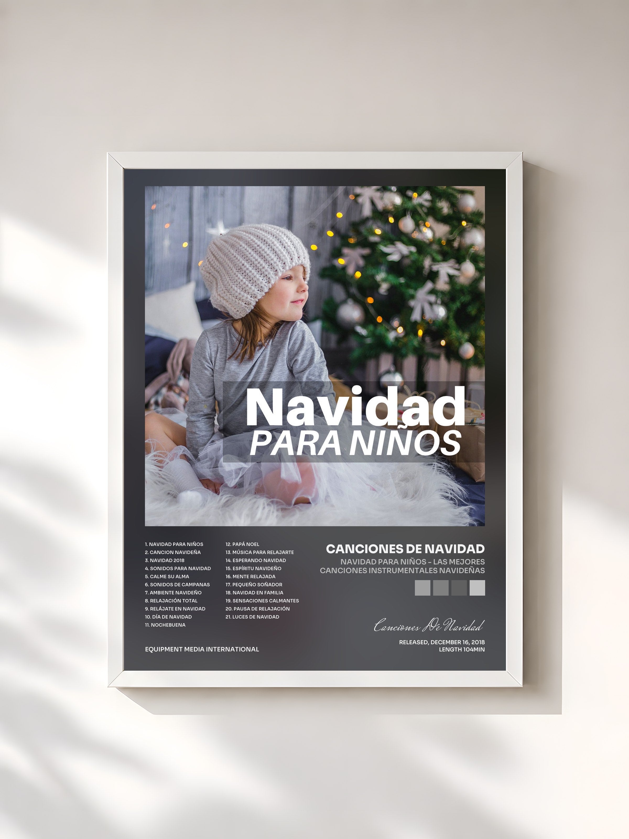 #blanc Tableau de l'album Navidad para Niños - Las Mejores Canciones Instrumentales Navideñas de Canciones De Navidad, cadre blanc, imprimé et encadré en France