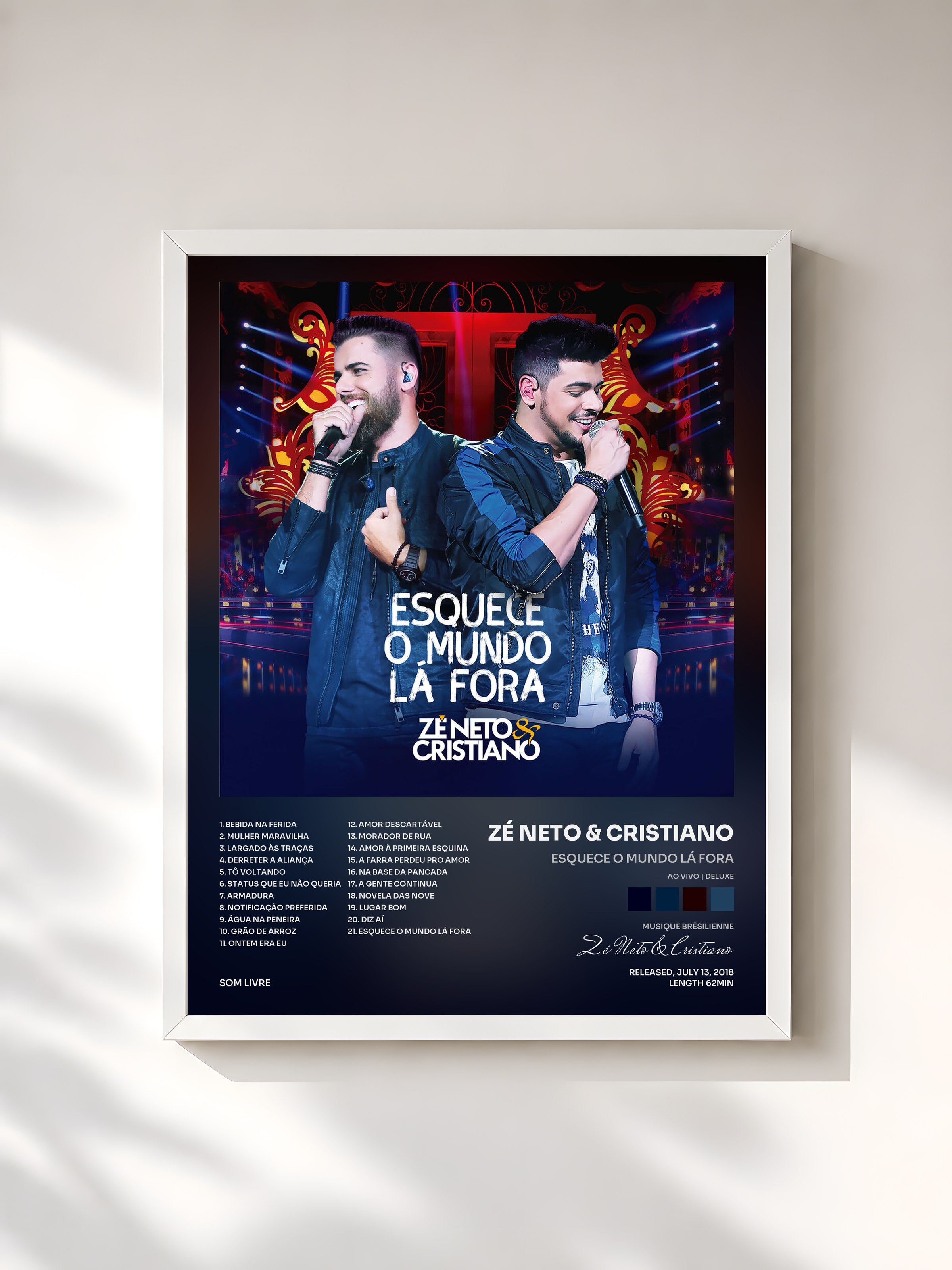 #blanc Tableau de l'album Esquece o Mundo Lá Fora (Ao Vivo | Deluxe) de Zé Neto & Cristiano, cadre blanc, imprimé et encadré en France