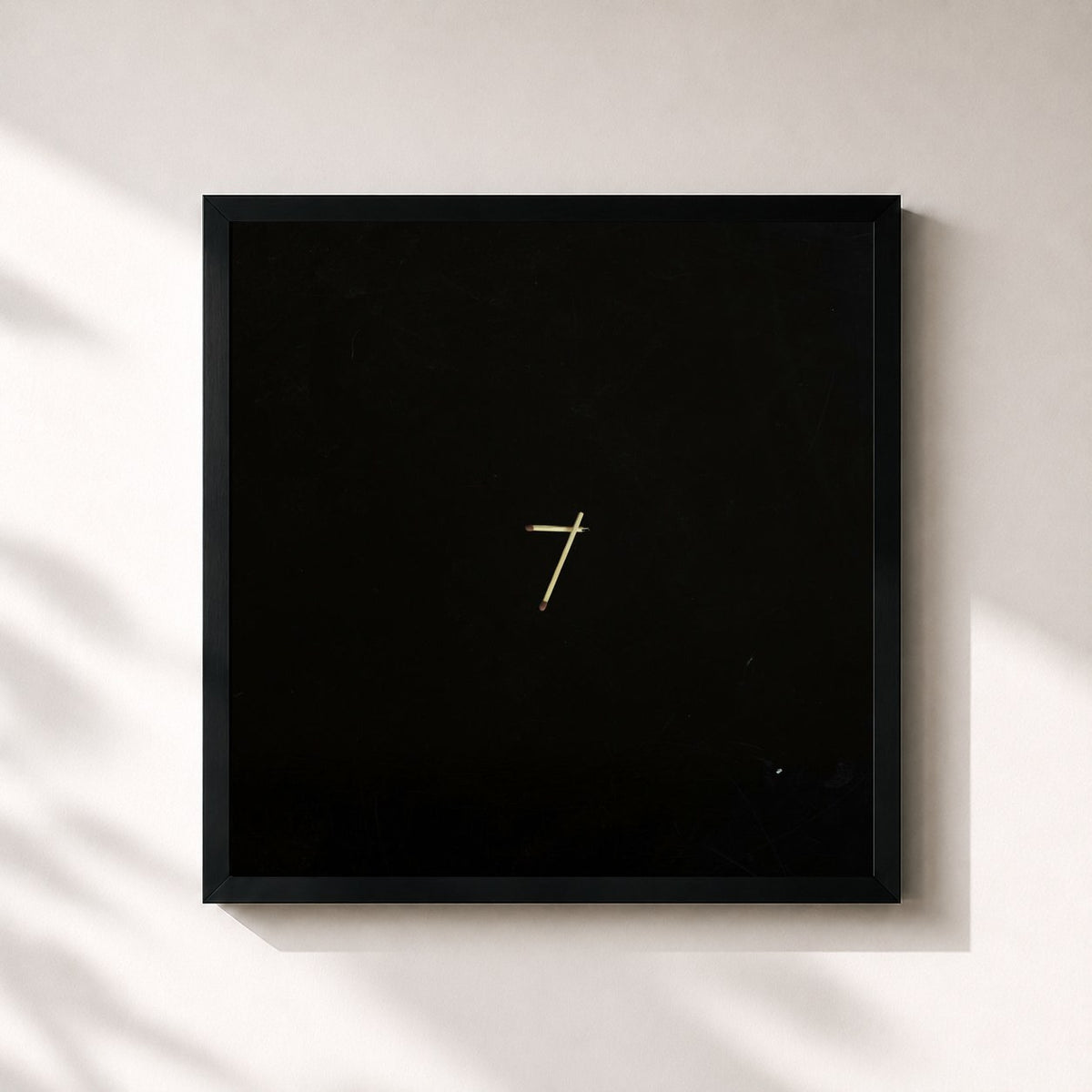 #noir Tableau carré de l'album 7 de Sault, cadre noir 32x32 cm
