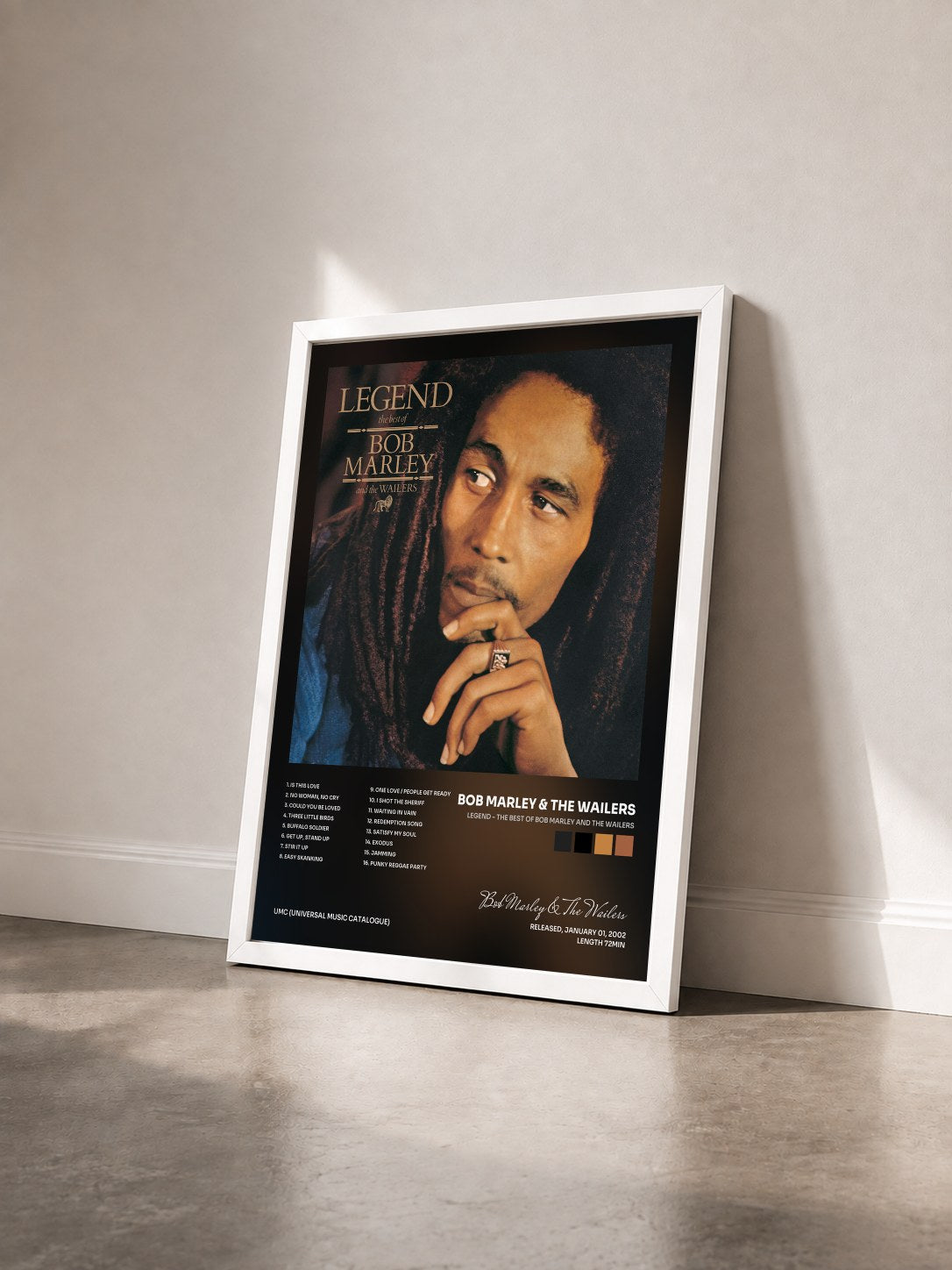 #blanc Tableau de l'album Legend - The Best Of Bob Marley And The Wailers de Bob Marley & The Wailers vu de trois quarts, cadre blanc