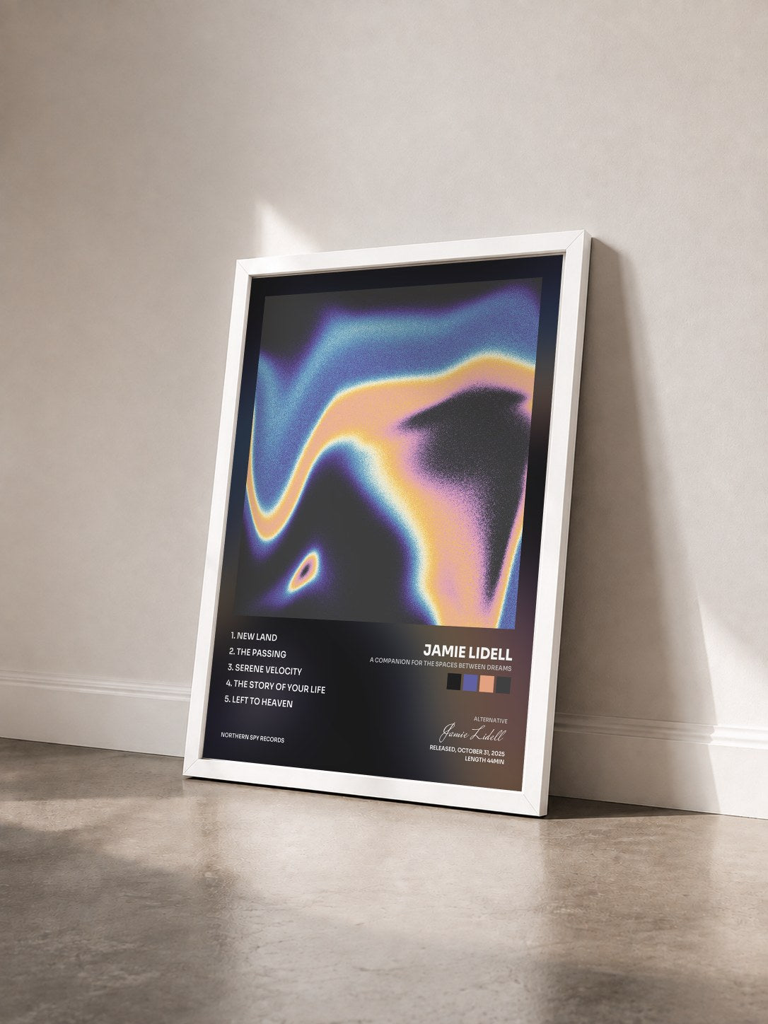 #blanc Tableau de l'album A Companion For The Spaces Between Dreams de Jamie Lidell vu de trois quarts, cadre blanc